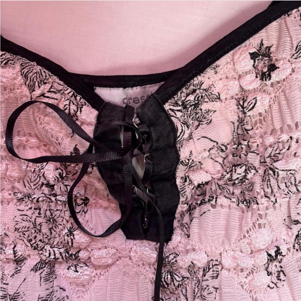 y2k top with lace-up detail and ruffle hem by Dressbarn size L - Picture 5 of 7